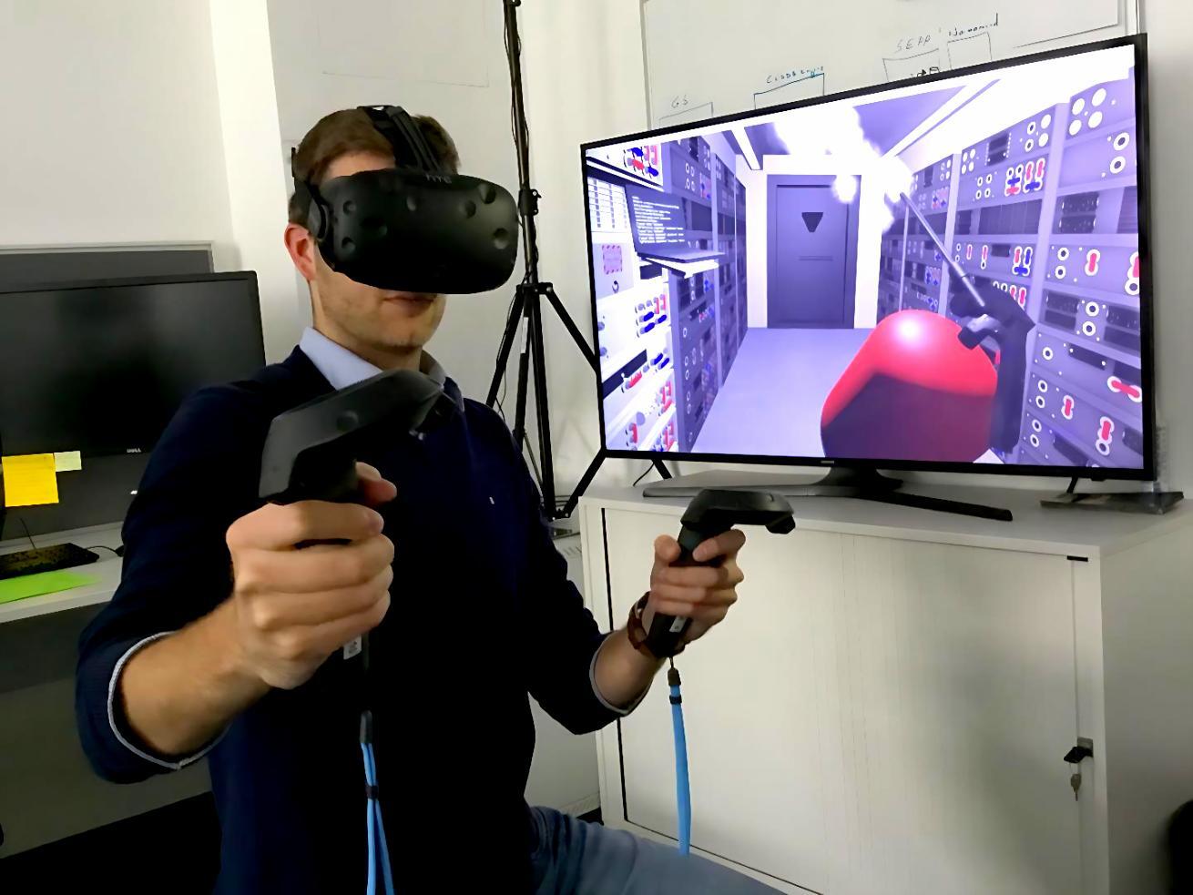 Pixelongate workshop session showing VR design process in practice